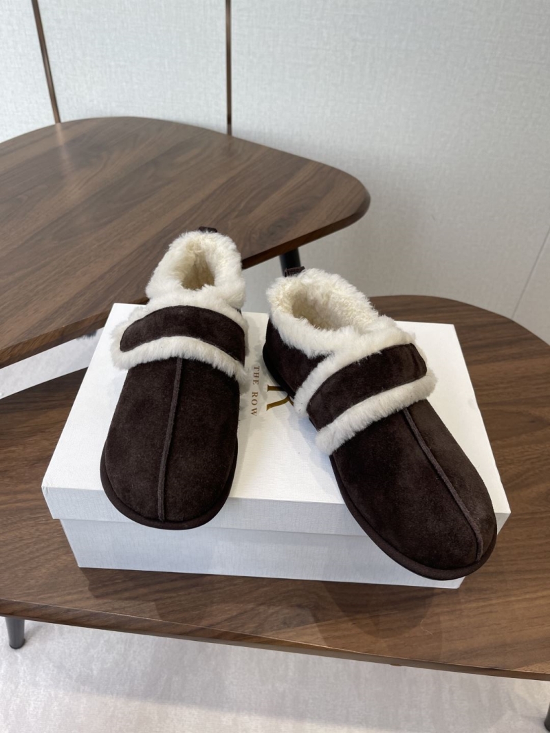 The R0w boots